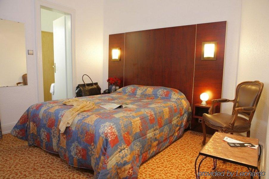 Hotel Le Bristol Strasbourg Gare Kamer foto